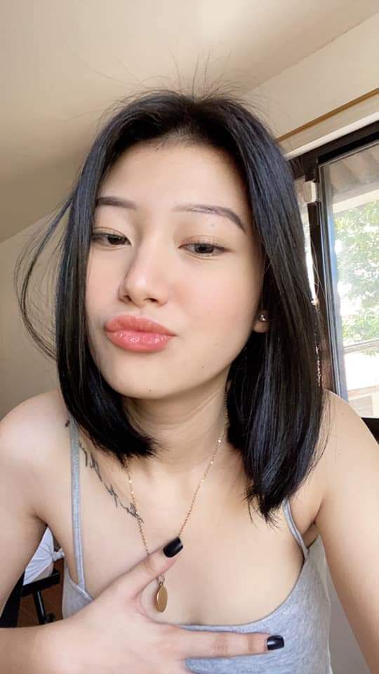 Gặp lại người yêu cũ sau một năm trong chuyến công tác