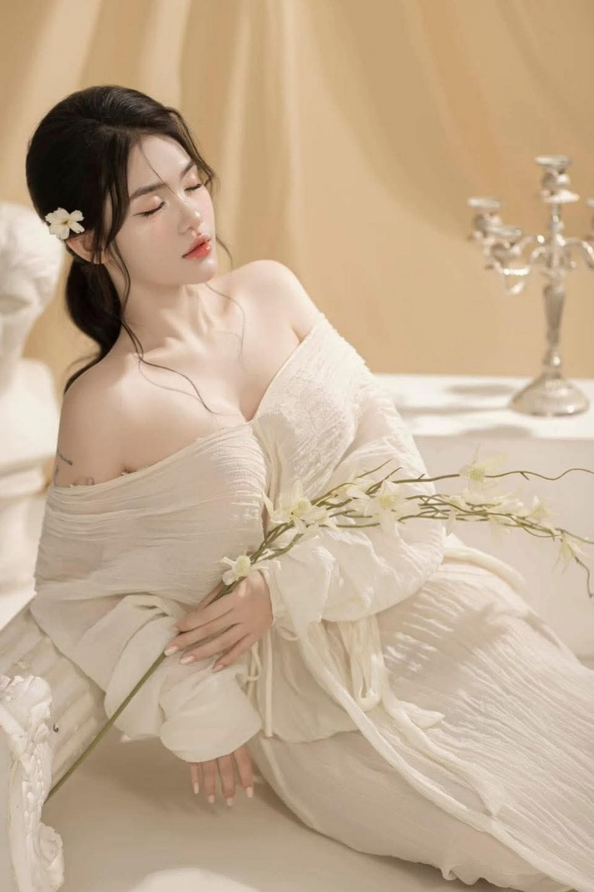 Chịch mẹ vợ vú to quyến rũ